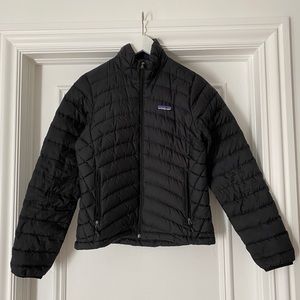 Patagonia women’s down sweater